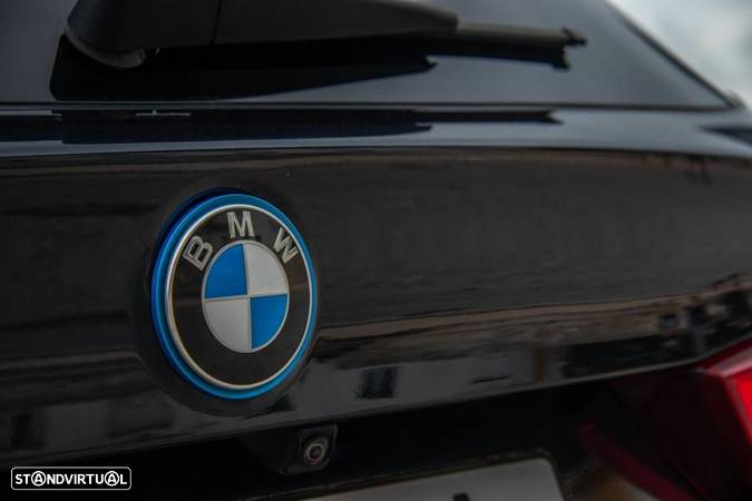 BMW iX3 M Sport Impressive - 13