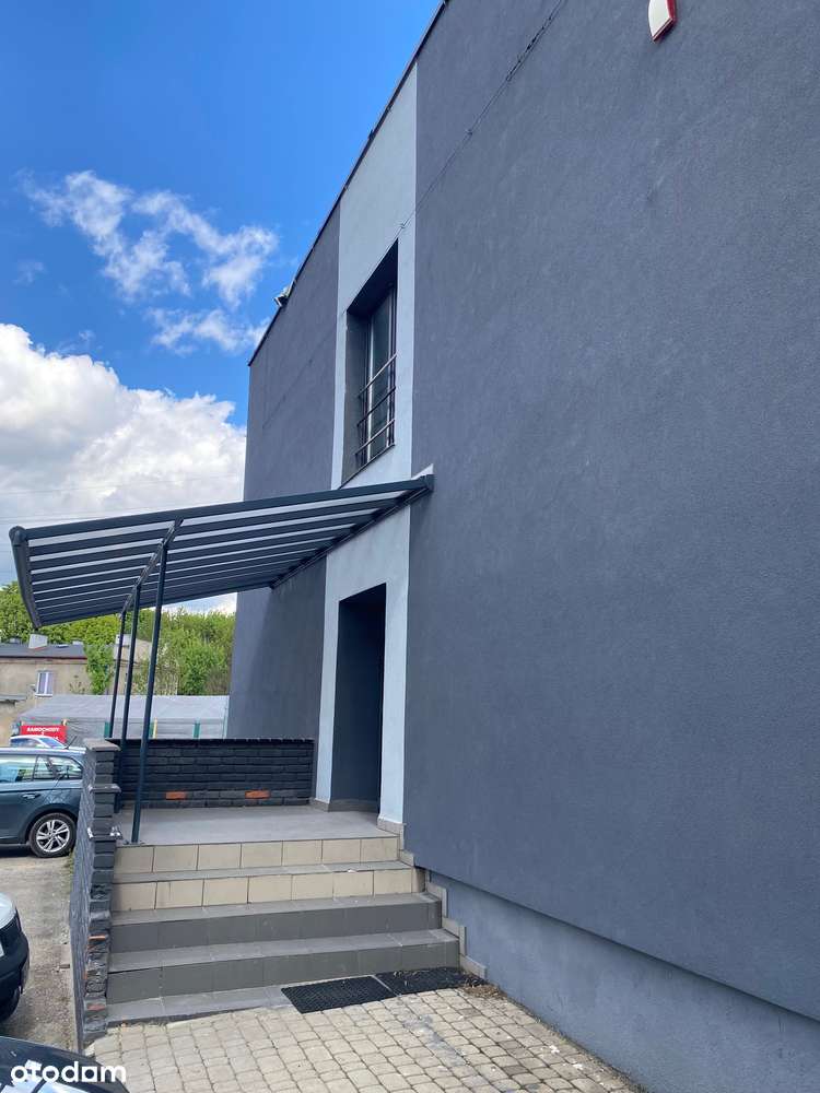 Budynek usługowo biurowo magazynowy z dużym parkingiem