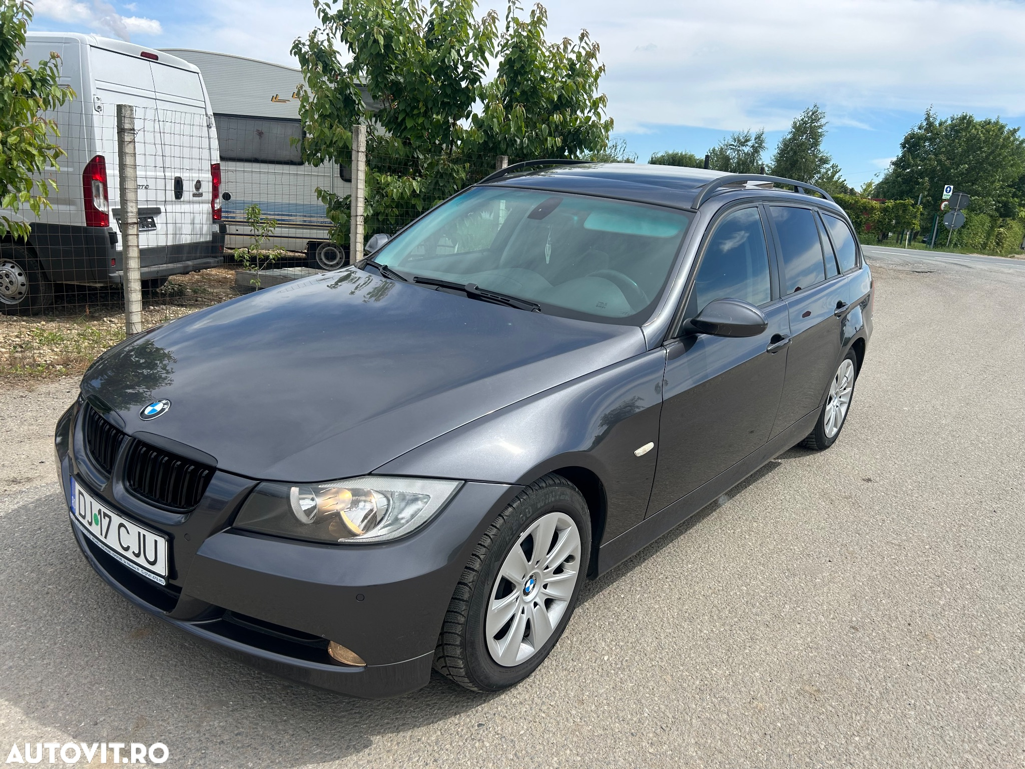 BMW Seria 3 318d Touring - 5