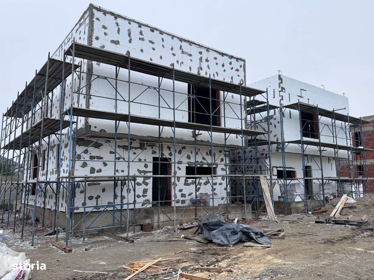 CASE DE VÂNZARE /TEREN 300MP/ ANSAMBLU REZIDENȚIAL PRIVAT-7