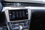 VW Passat Variant 2.0 TDi Business Package DSG - 32