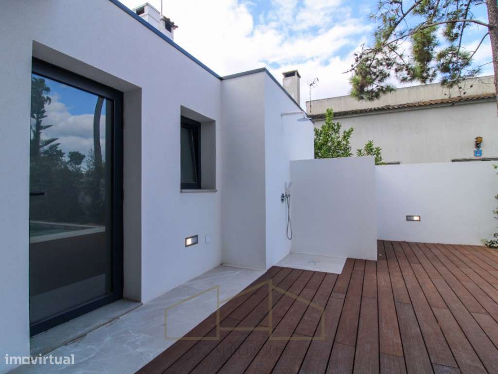 Moradia Isolada T3 com piscina pronta a escriturar na Aroeira-6