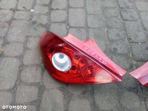 LAMPA TYLNA OPEL CORSA D 3-DRZWI LEWA LUB PRAWA - 2