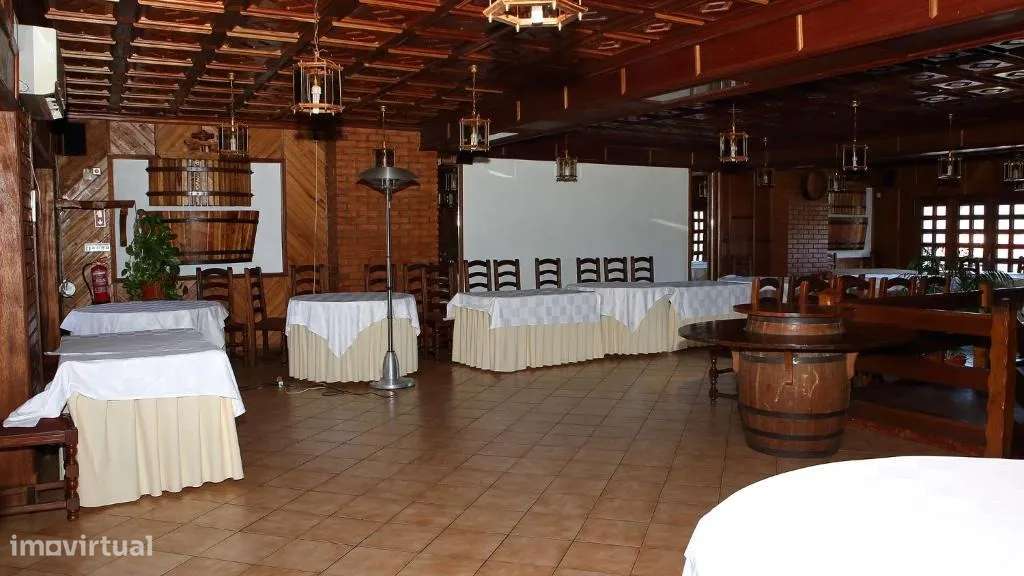 RESIDENCIAL EM PAREDES DE COURA - Grande imagem: 3/11