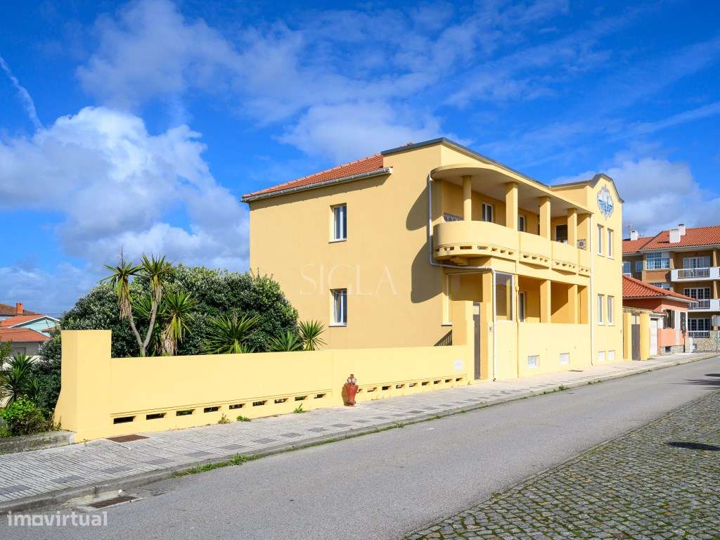 Moradia com Terreno em Cortegaça-0