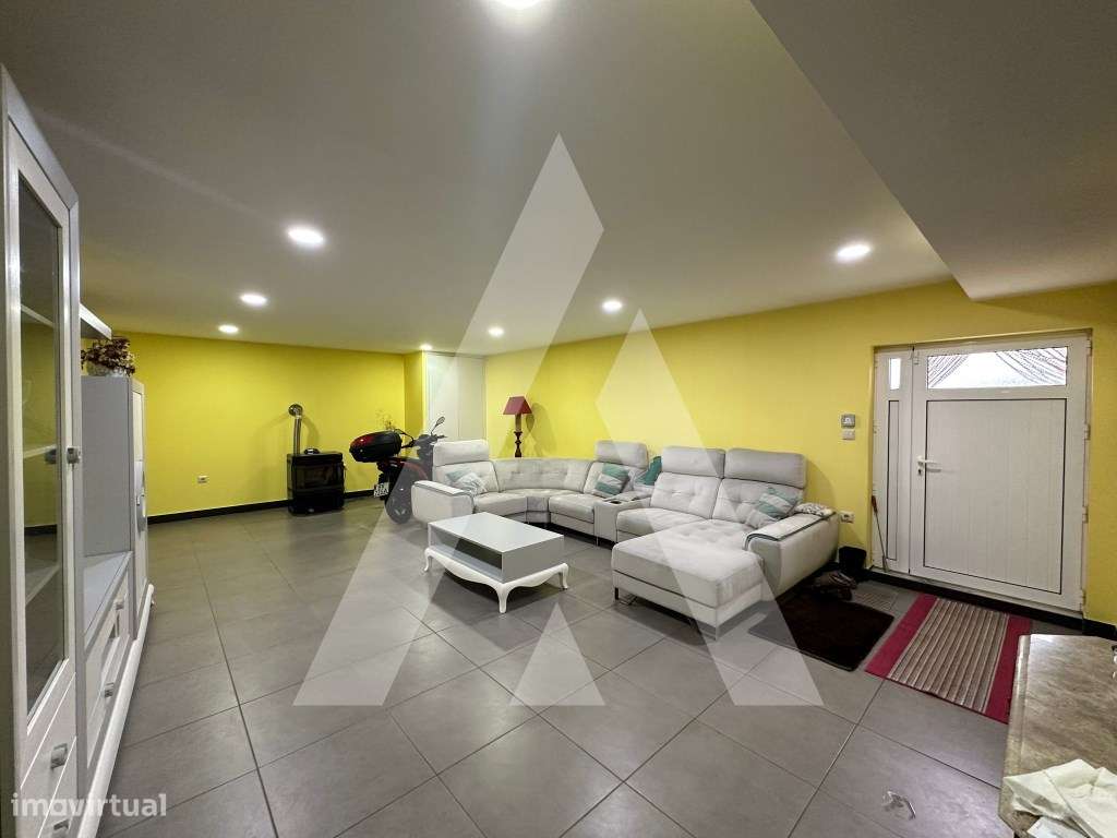 Moradia T2 Térrea nos arredores de Bustos - Grande imagem: 2/30