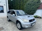 Toyota RAV4 2.0 D-4D 4x4 - 12