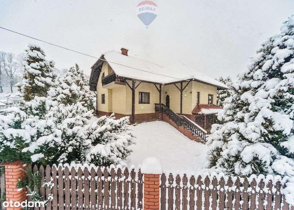 Ponadczasowy luksus u podnóża gór-0