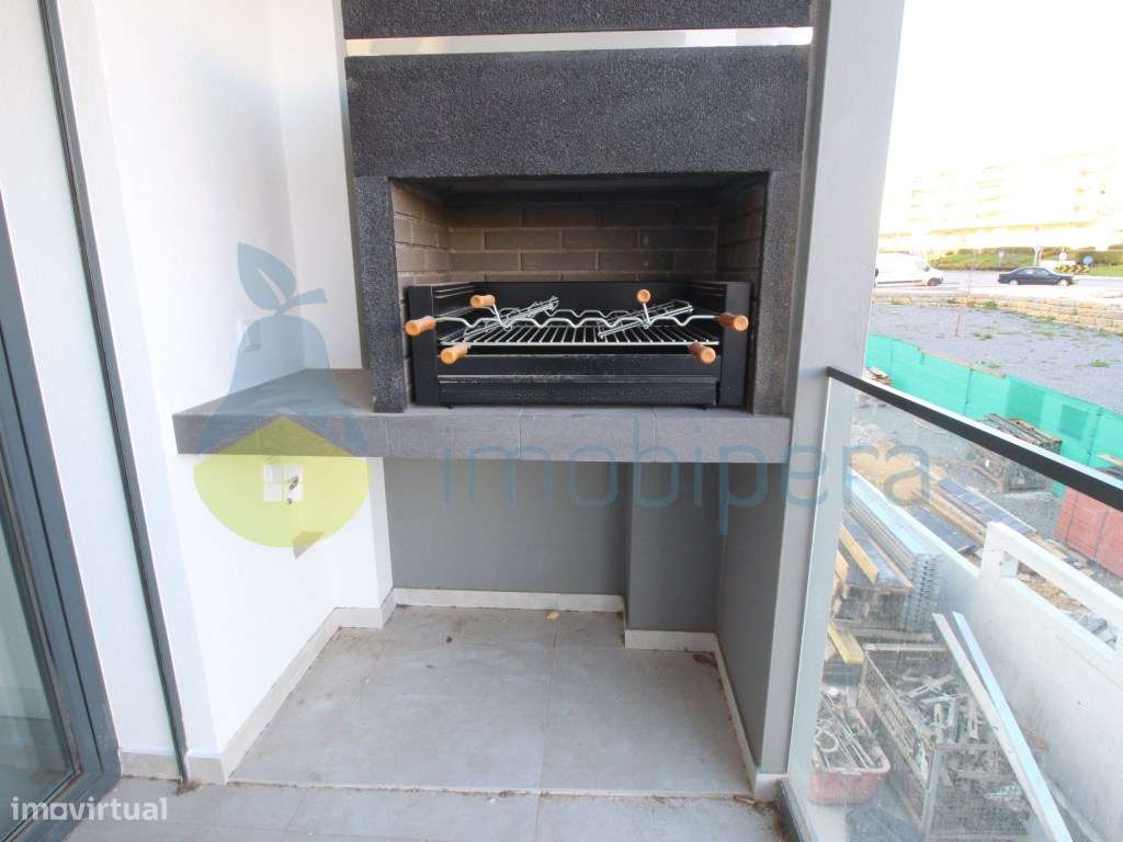 Apartamento T2 (1+1) NOVO, a 200 m da praia , situado a sul da Via ...-15