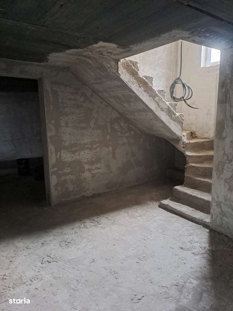 Casa de lux in Bucium - Visani, 6 camere 250 000 euro-15