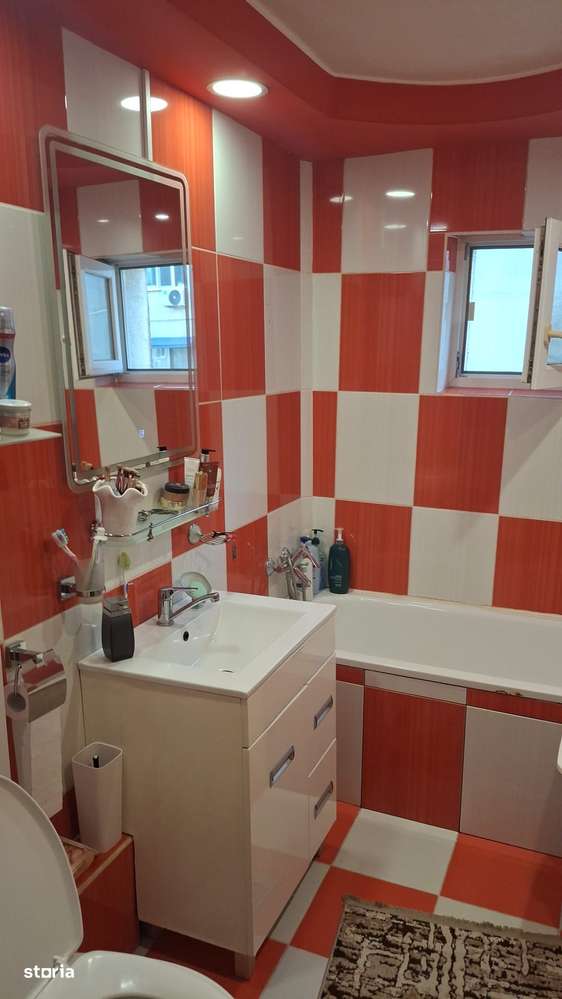 CET , apartament 2 camere decomandate , etaj 1/4 , centrala gaze-1