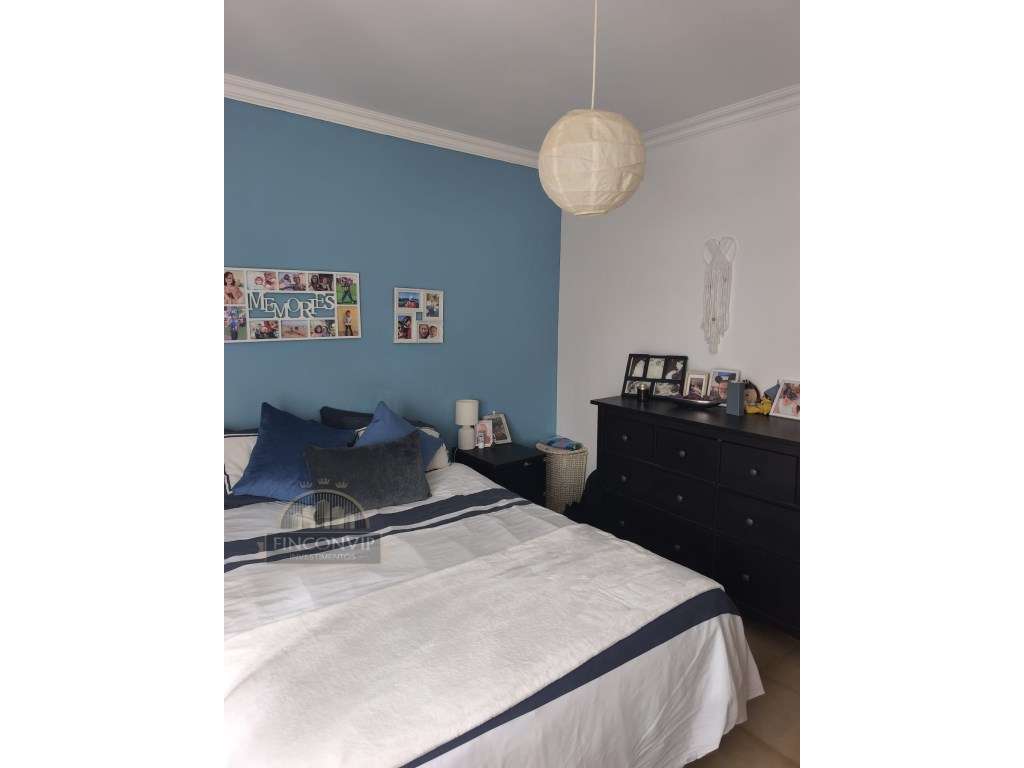 Vende-se andar de moradia bi-familiar - Rés do Chão em São Domingos...-11