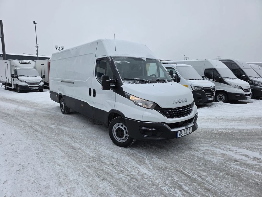 Iveco 35S14V Maxi Blaszak Furgon 16m3 Cena 69900 Netto