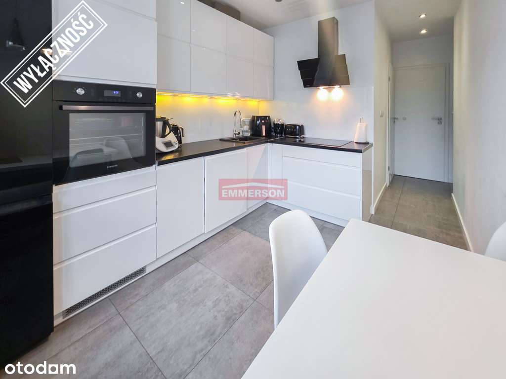 3 pok do wejścia jasne tramwaj-7