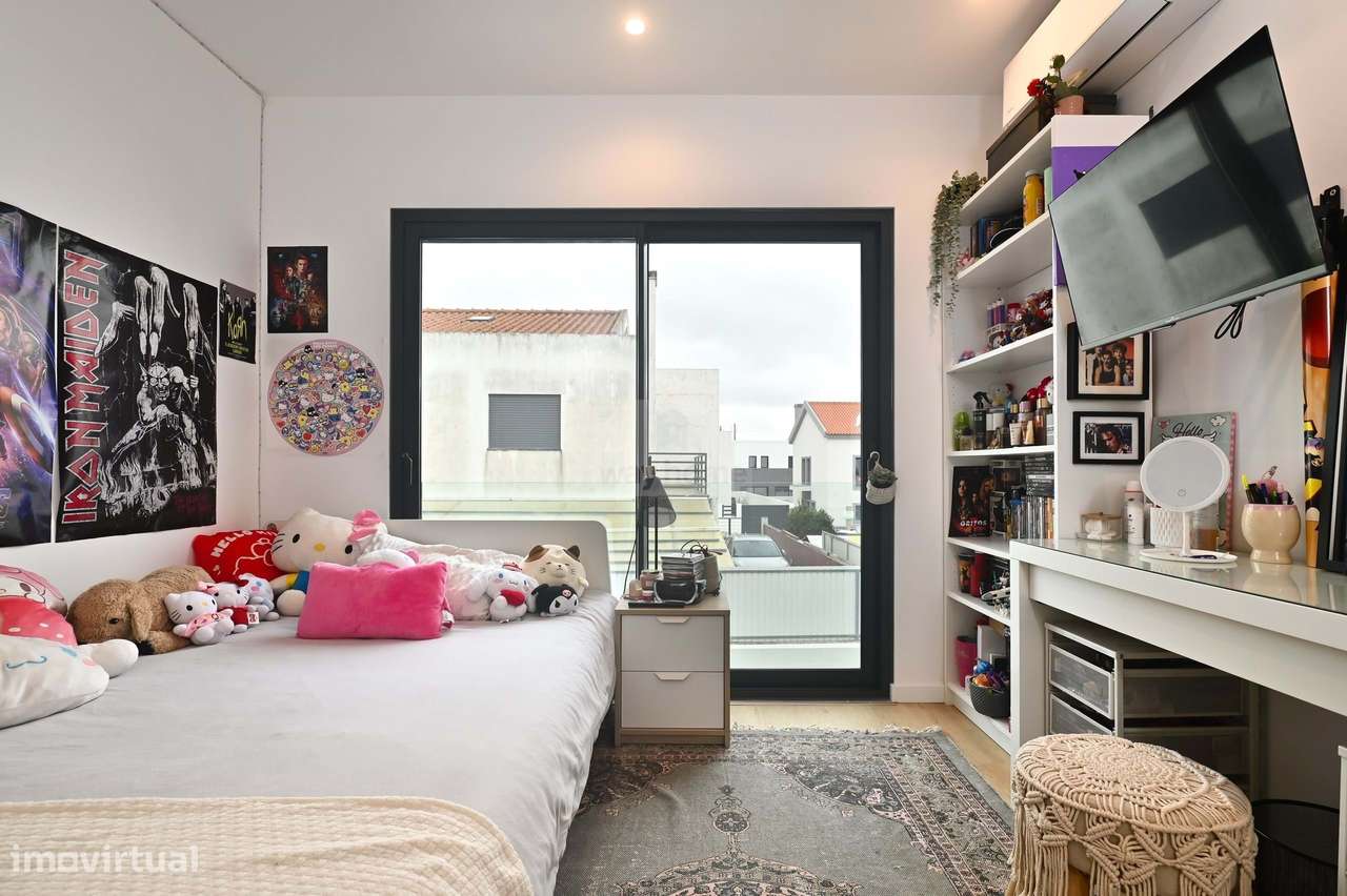 Moradia T4 | Construção contemporânea | Trajouce | São Domingos de Ran-25