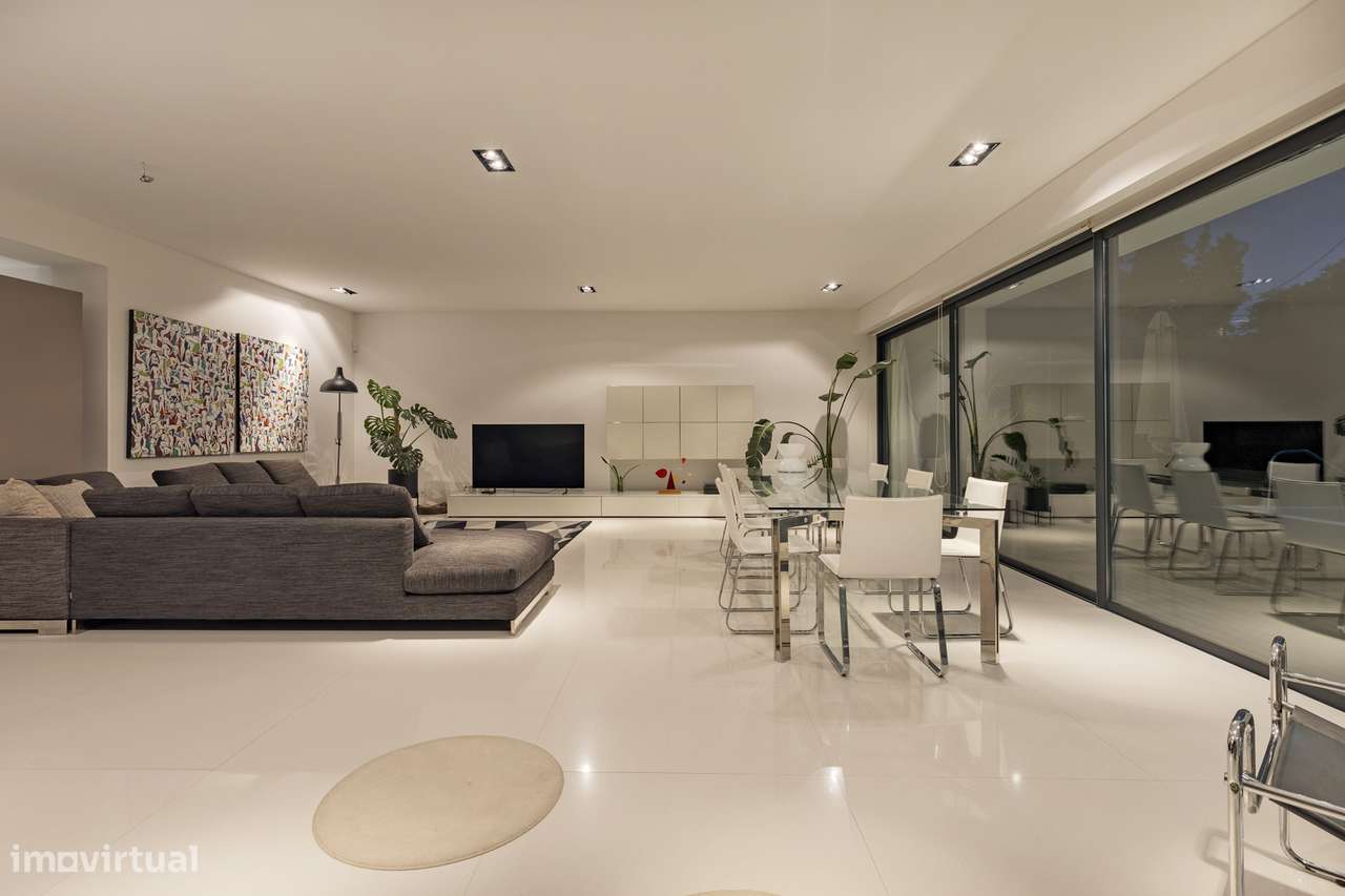 Moradia isolada T6 lote de 1002m2 piscina Sesimbra-18