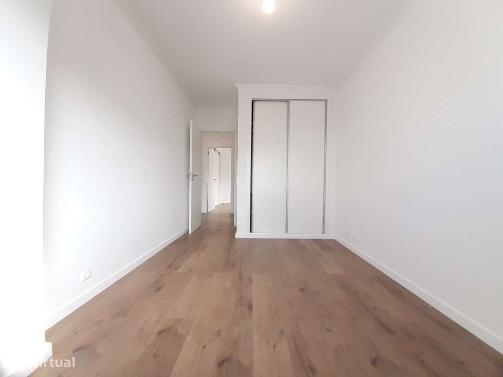 Moradia V3+1 c/vista mar na Ericeira-18