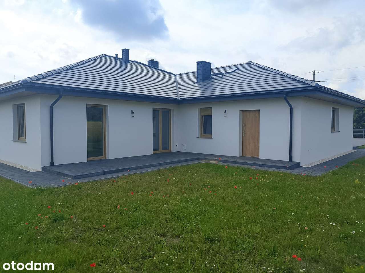 Na sprzedaż piękny duży dom w Kębłowie - Pełny obrazek: 5/10