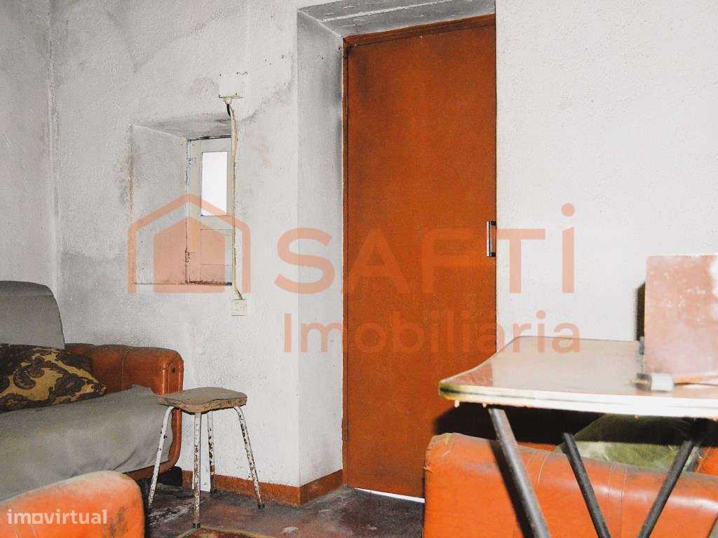 Moradia Térrea T3 , em Lapa do Lobo-4