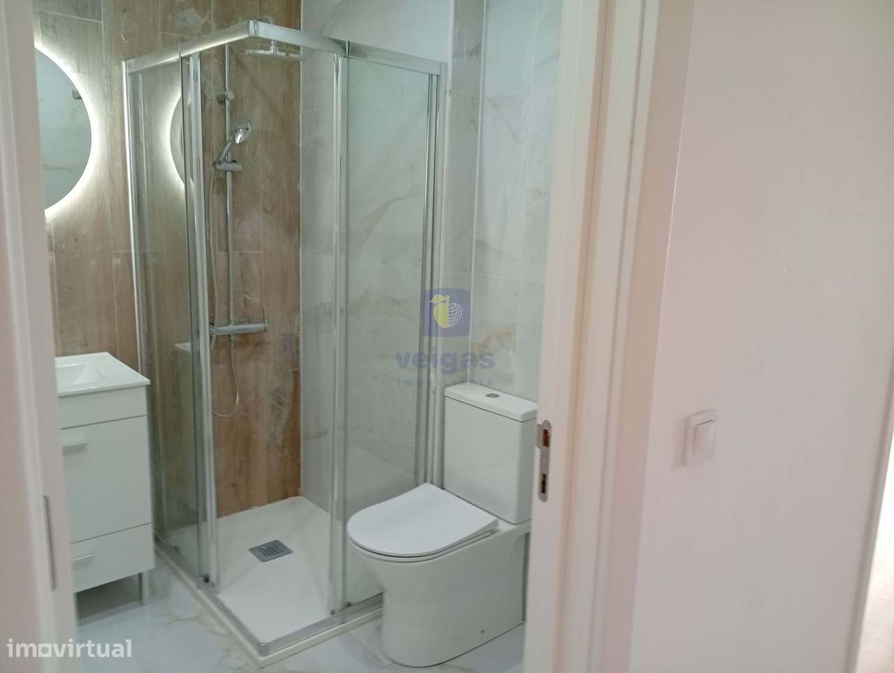 Apartamento T2 em Santa Iria de Azóia-9
