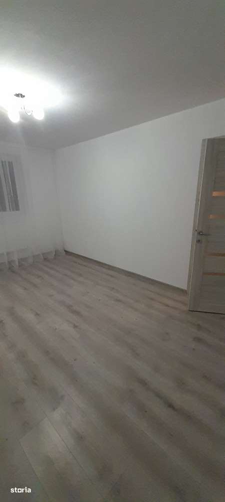 Apartament 2 camere SD et 4/4, renovat total - Imagine principală: 4/9