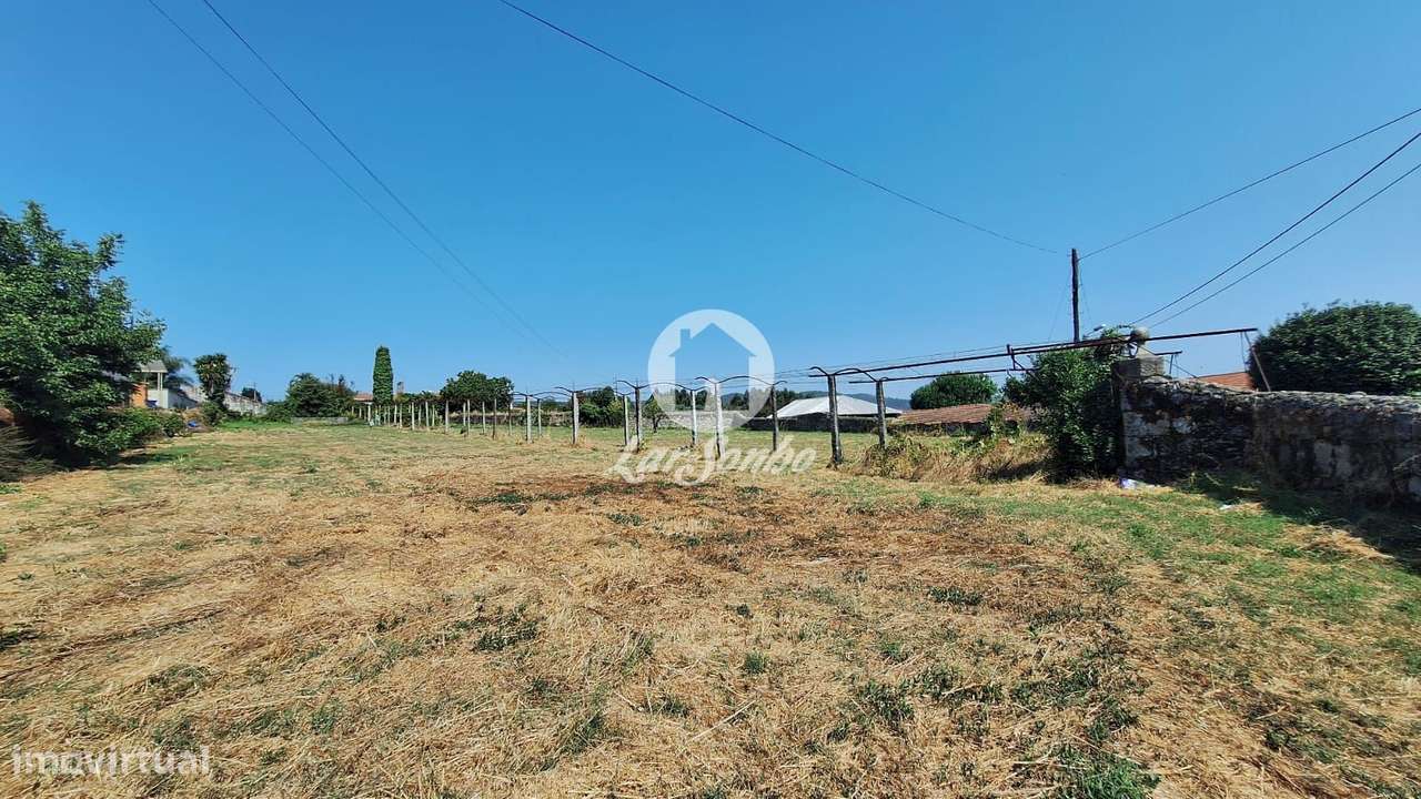 Quinta com 2 moradias e terreno de 5.250m2 em Ruivães - Grande imagem: 4/24