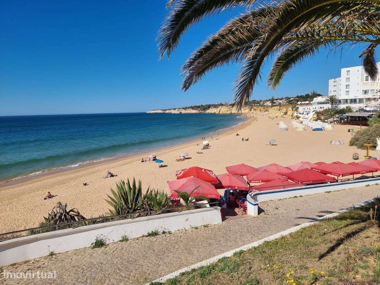 Apartamento T1 50 metros do areal - Grande imagem: 2/20