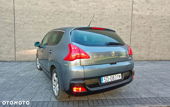 Peugeot 3008 2.0 HDi Premium - 9