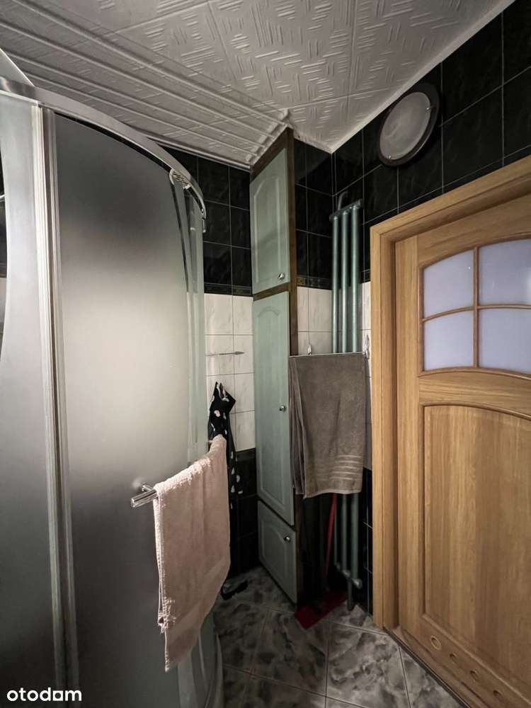 Mieszkanie w dobrej lokalizacji-7