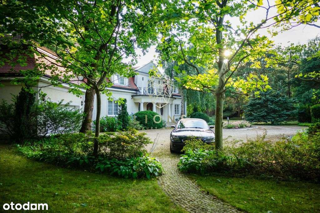 Willa na działce 3500m2. z pięknym ogrodem!-4