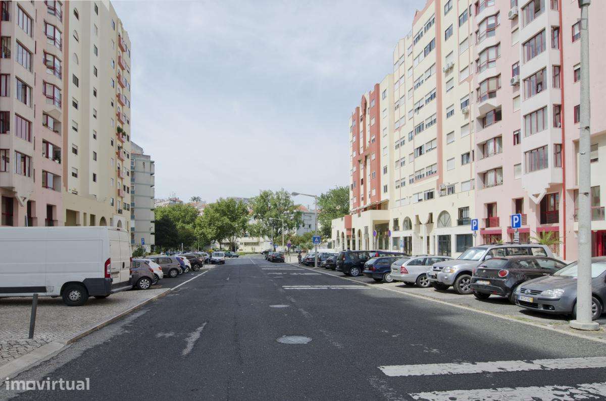 Quarto - localizado em Benfica Lisbon - Grande imagem: 4/6