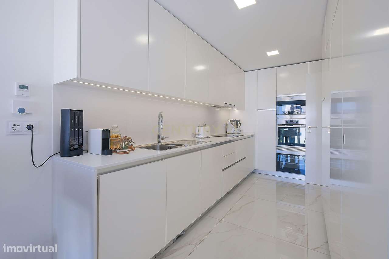 Apartamento T3 de Excelência em Porto Salvo, Oeiras-15