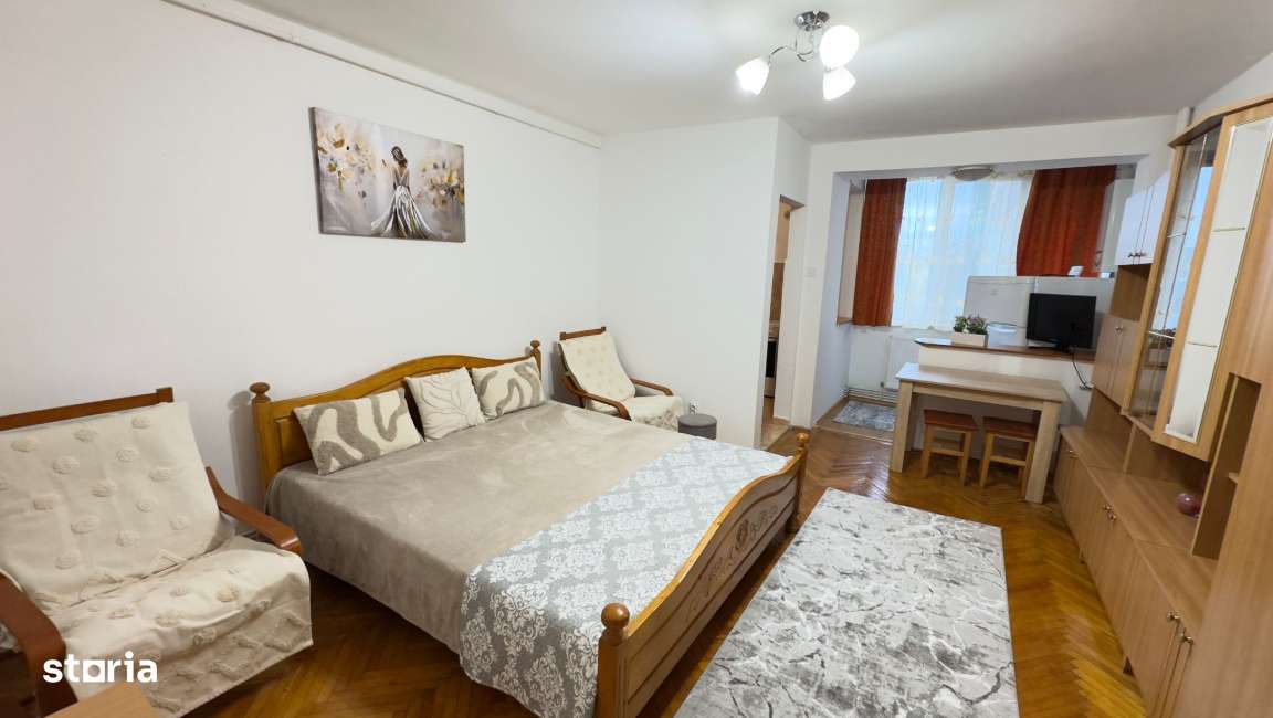 Inchiriere garsoniera etaj intermediar Centrul Civic-Toamnei -Cec - Imagine principală: 2/7