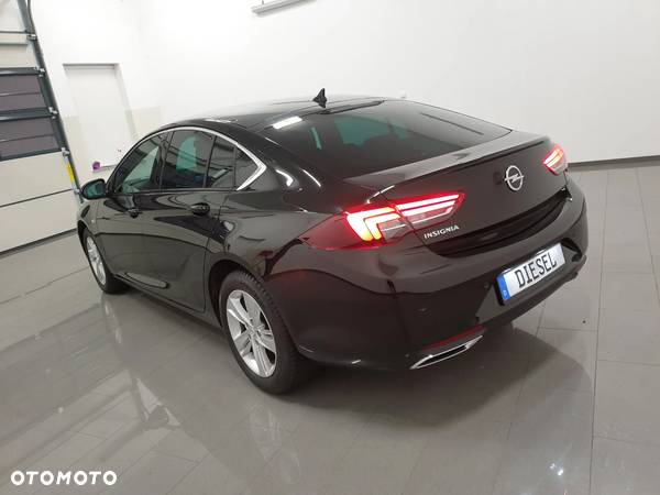 Opel Insignia 2.0 CDTI Elegance S&S - 4