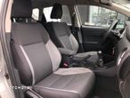 Toyota Auris 1.33 VVT-i Active - 19