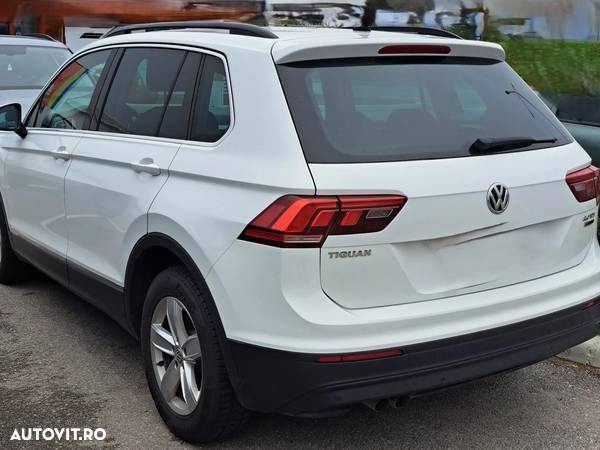 Volkswagen Tiguan - 3