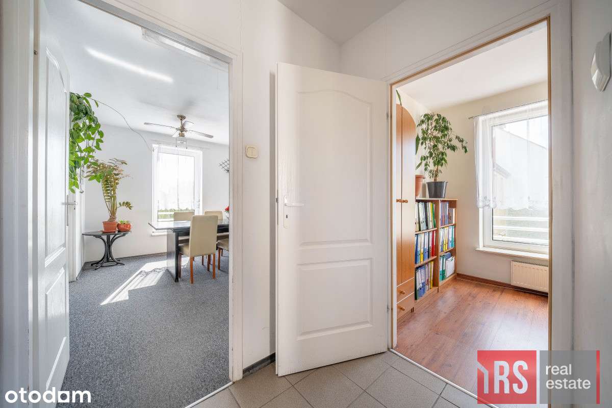 Budynek biurowy w Wawrze-4