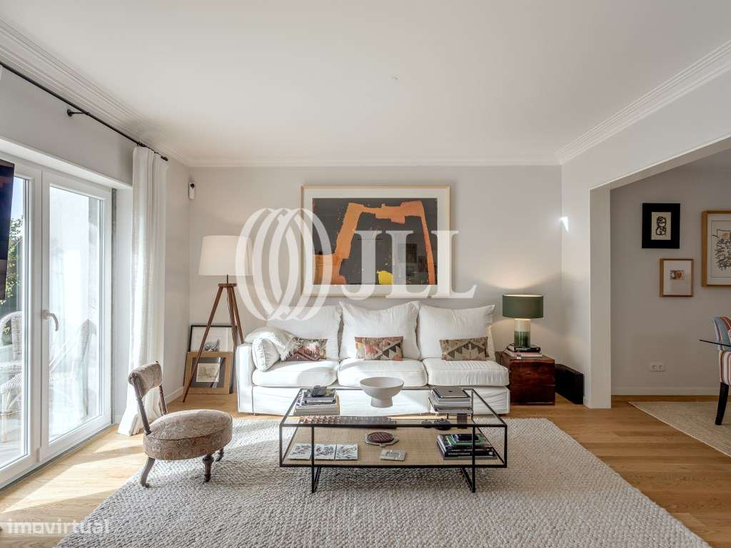 Moradia T3+1 com jardim em Cascais - Grande imagem: 3/47