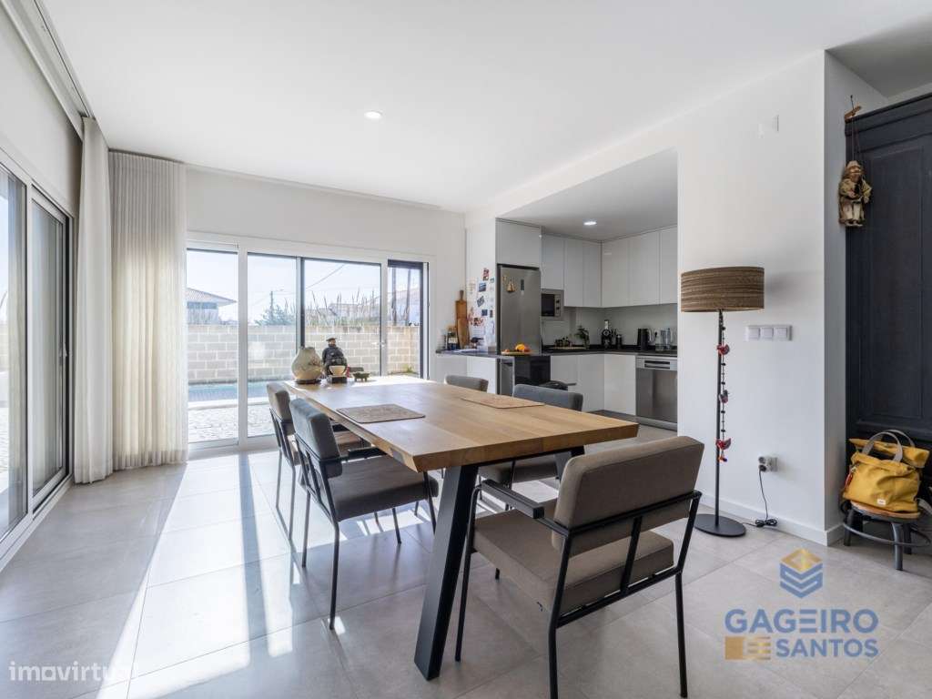 Moradia T4 - Moderna, Inteligente e Eficiente-21