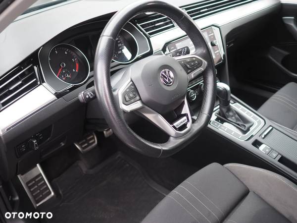 Volkswagen Passat Alltrack 2.0 TDI SCR 4Mot DSG7 - 9