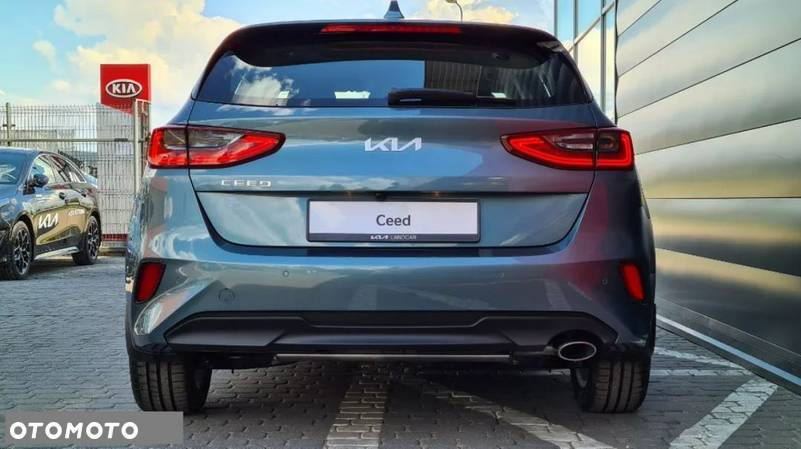 Kia Ceed 1.5 T-GDI M - 34