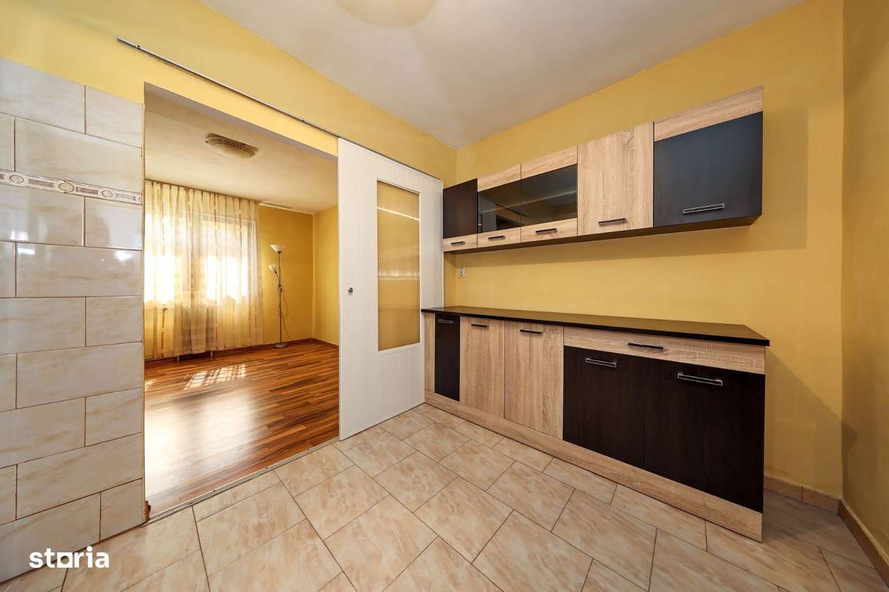 Camera de camin 21 mp Zona Coresi Tractorul - Imagine principală: 3/9