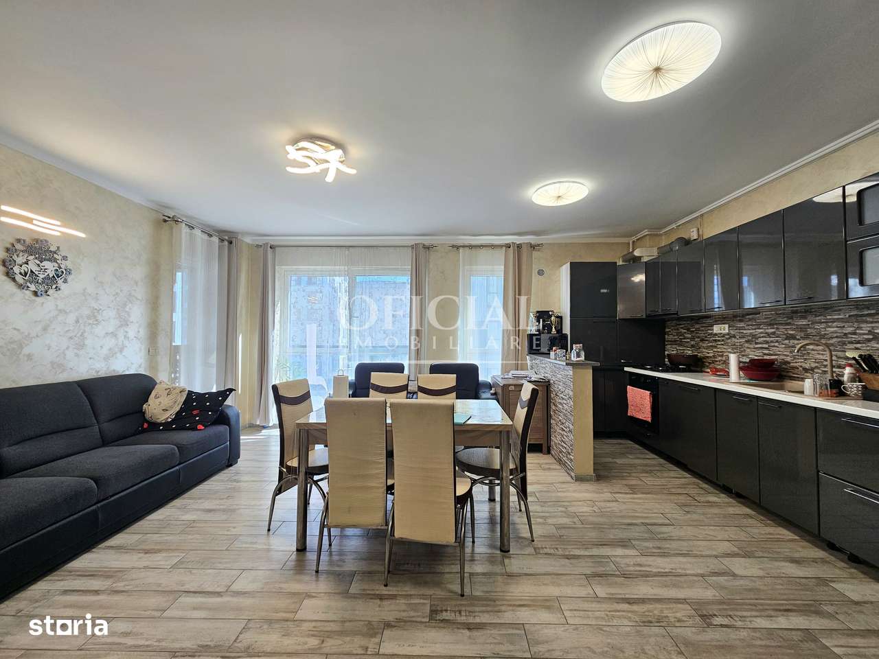 Apartament 4 Camere | 92 mp | Etaj 2 | Garaj | Zona Vivo Columna - Imagine principală: 2/9