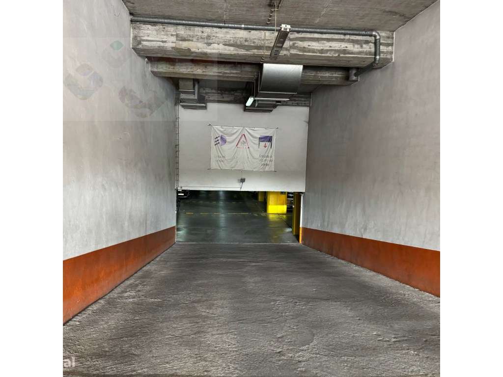 Parqueamento Arrendamento Lisboa - Grande imagem: 3/9