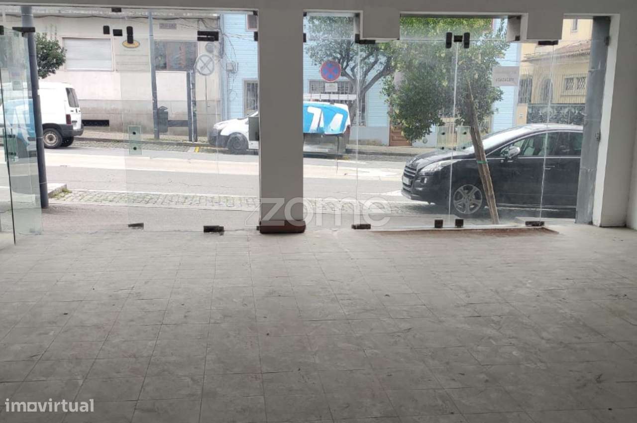 LOJA DE 420 mts, 2 ANDARES EM GUIMARÃES - Grande imagem: 5/12