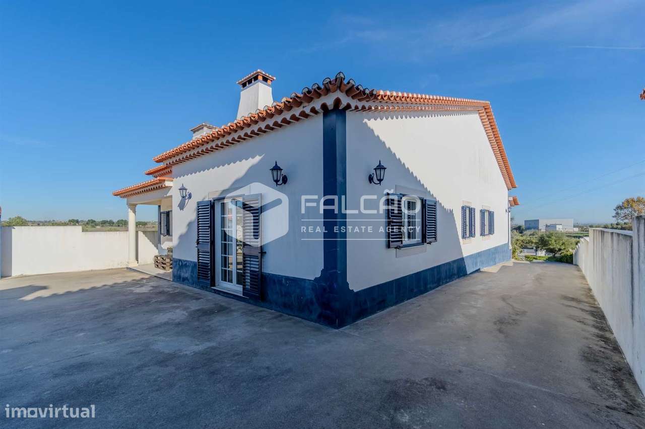 Moradia Isolada T3+1 Venda em Achete, Azoia de Baixo e Póvoa de Santar-36