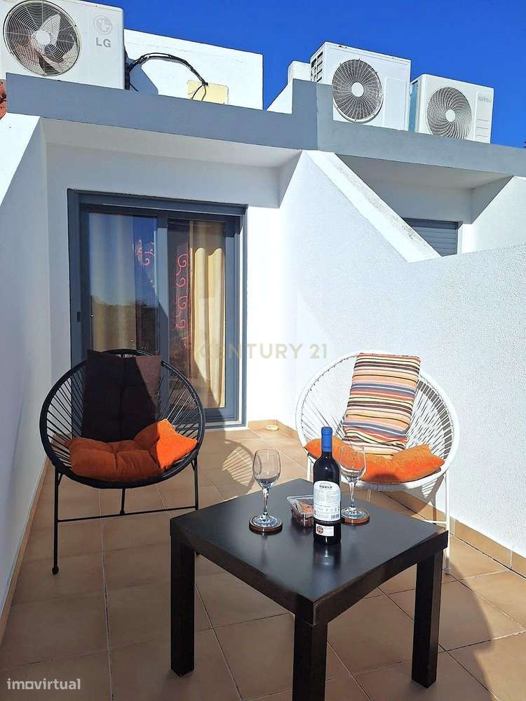 Moradia T3+1 em Alcochete: Luxo e Conforto!-50