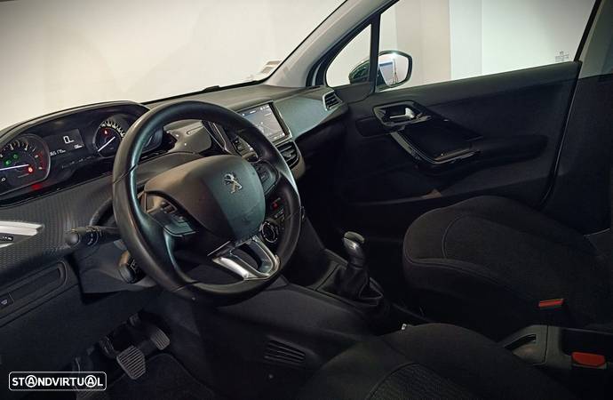 Peugeot 208 1.5 BlueHDi Signature - 6