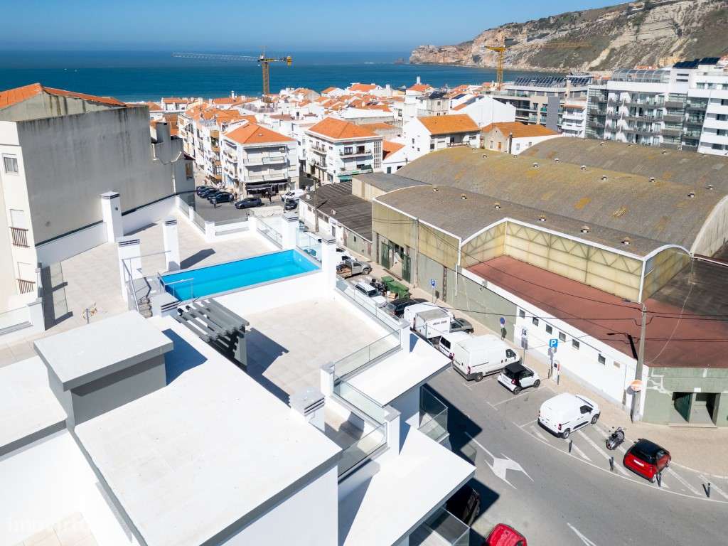 Apartamento T3 junto ao mercado- 200 mts da praia-45