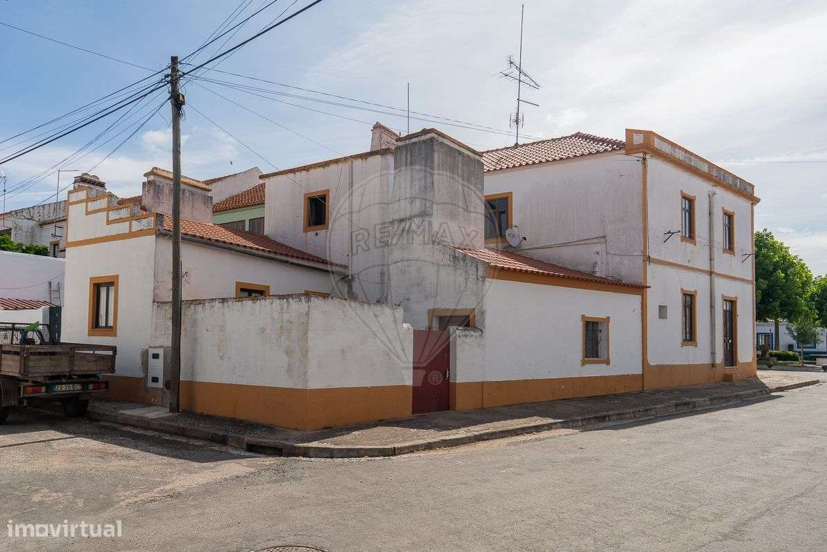 Moradia T5 para venda - Grande imagem: 2/46